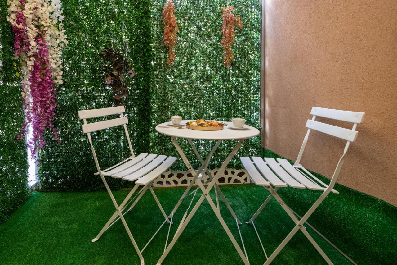 Fashion Apartment Gold Bologna With Jacuzzi & Car Garage Bolonha Exterior foto