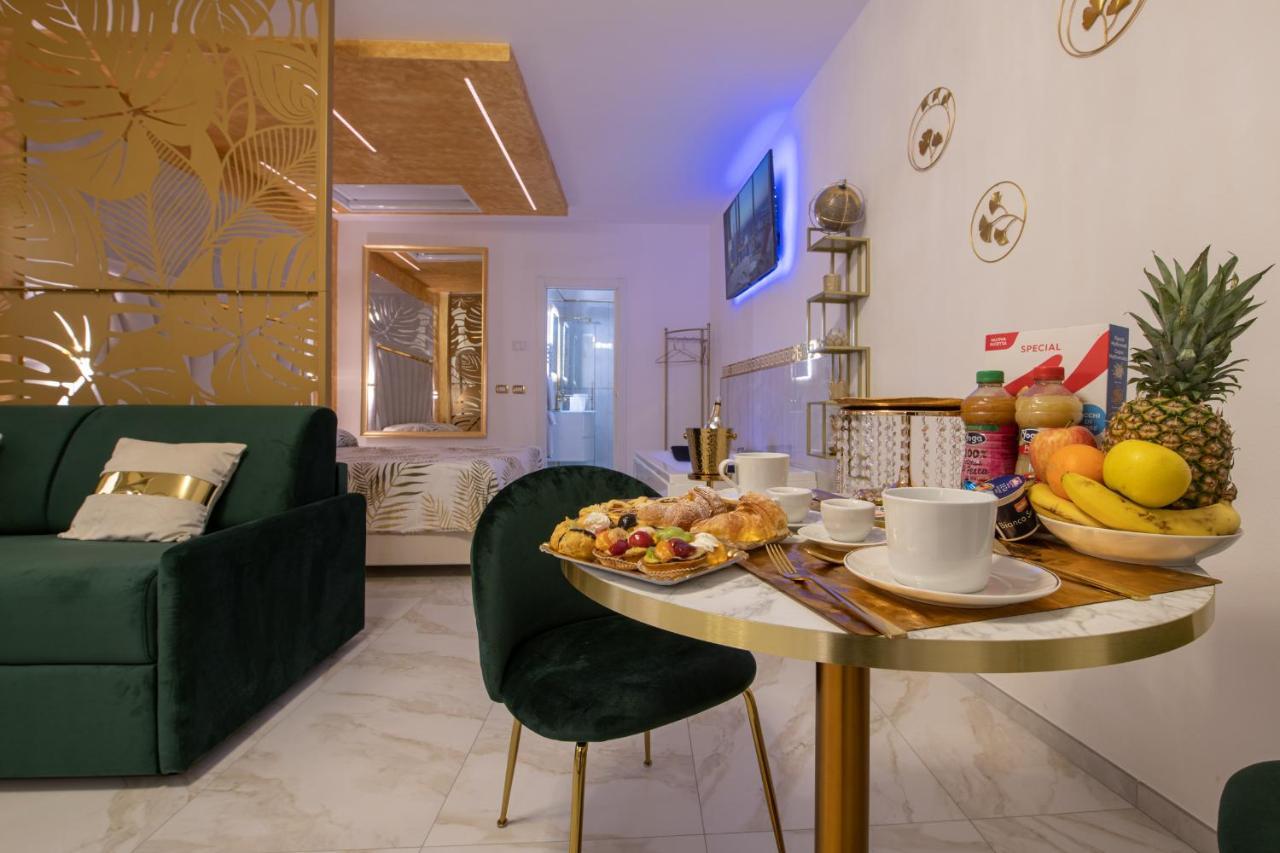Fashion Apartment Gold Bologna With Jacuzzi & Car Garage Bolonha Exterior foto
