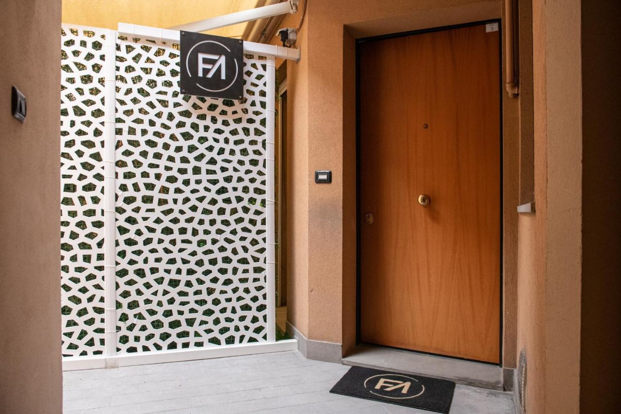 Fashion Apartment Gold Bologna With Jacuzzi & Car Garage Bolonha Exterior foto
