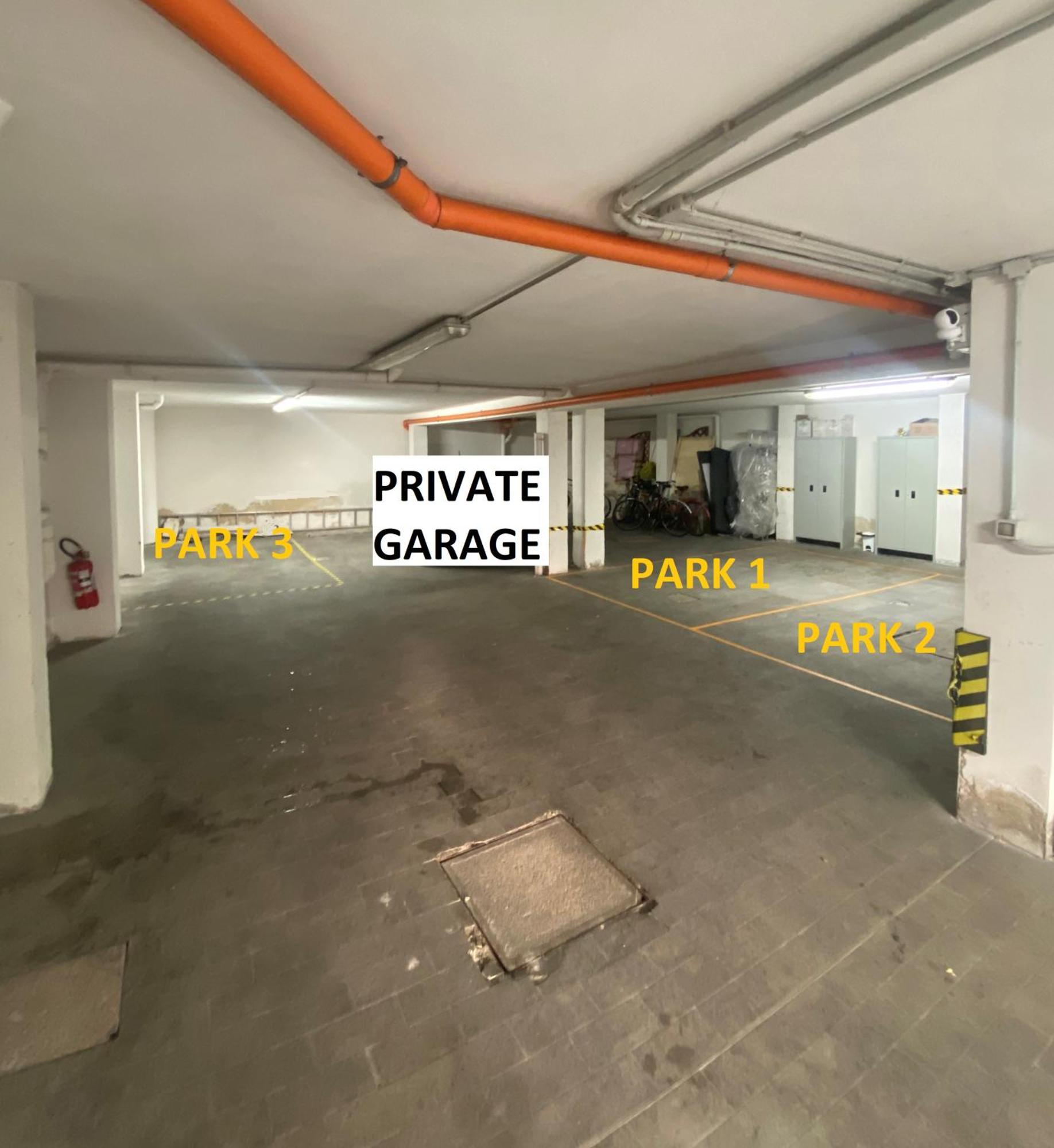 Fashion Apartment Gold Bologna With Jacuzzi & Car Garage Bolonha Exterior foto
