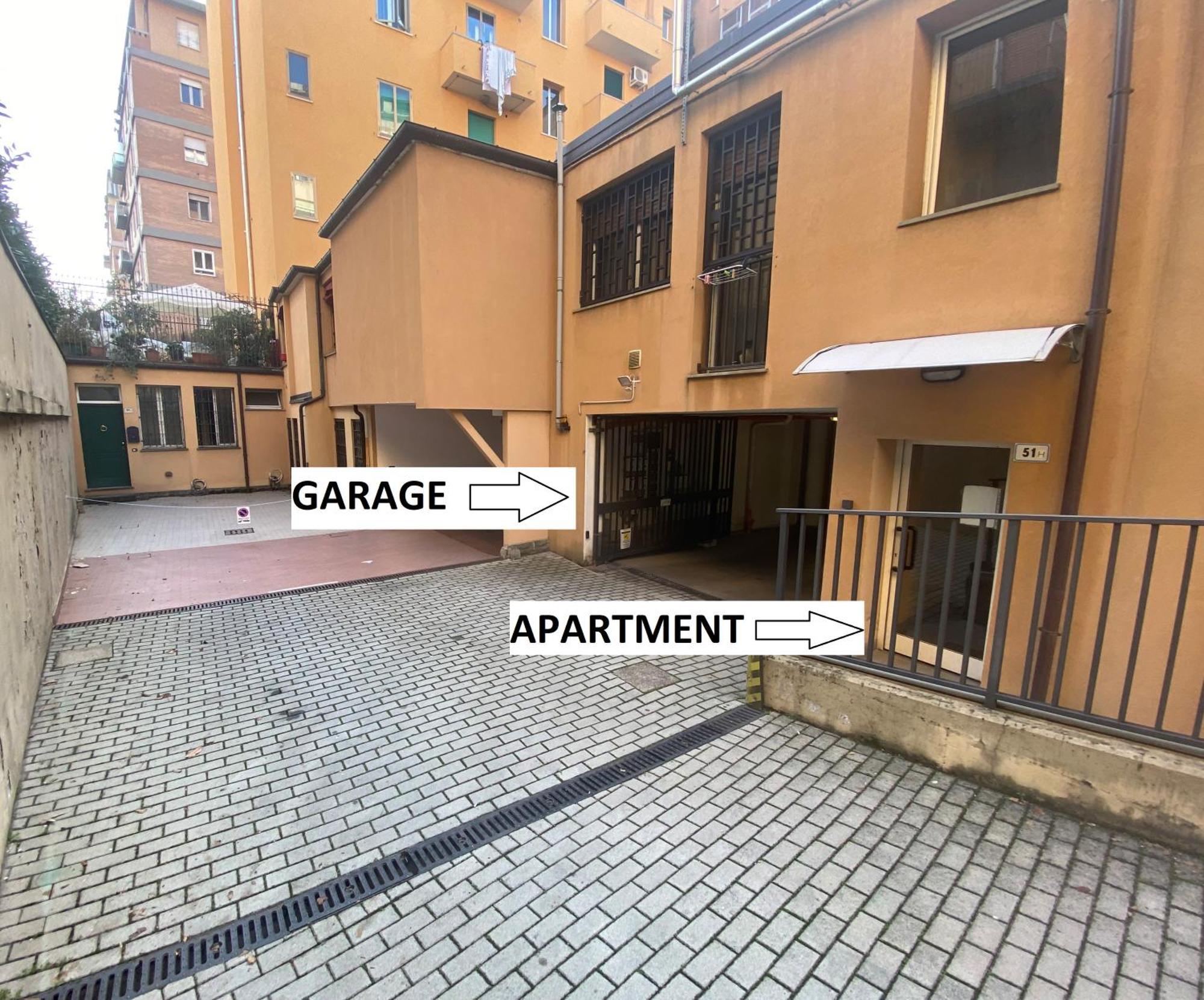 Fashion Apartment Gold Bologna With Jacuzzi & Car Garage Bolonha Exterior foto